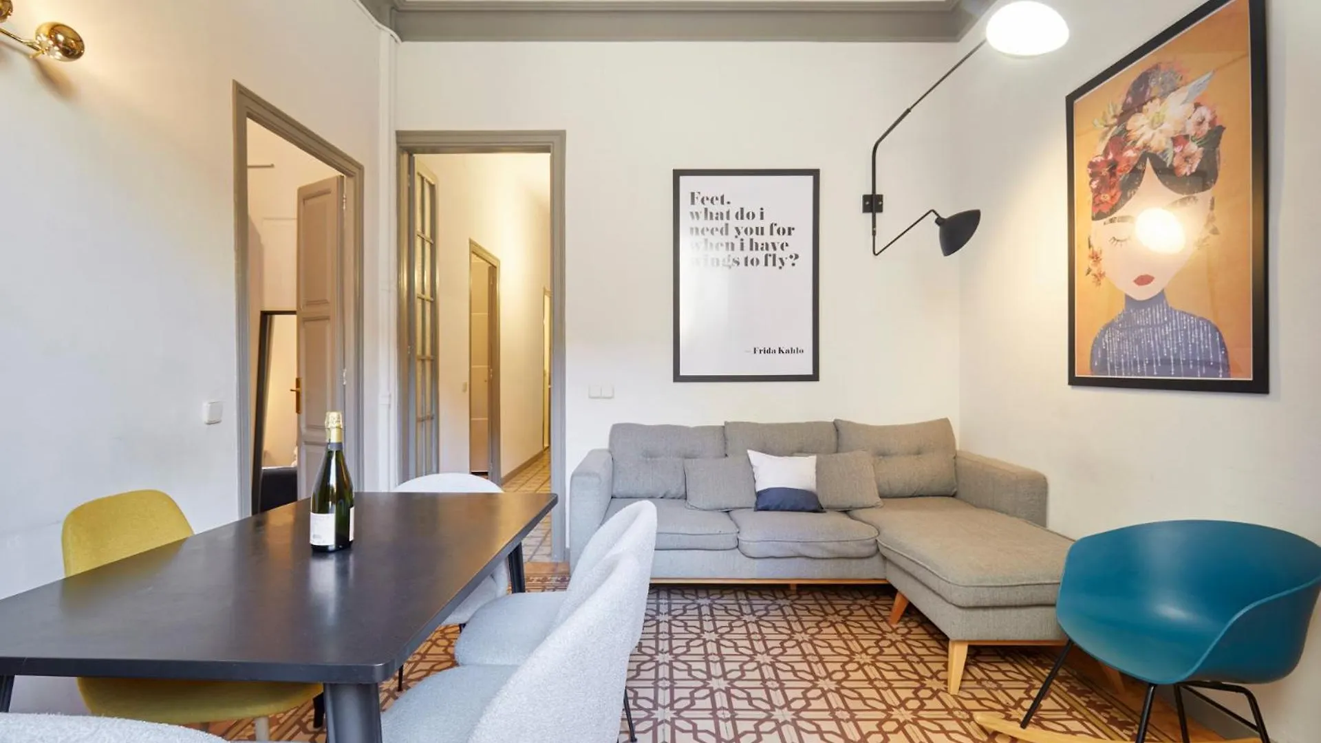 Classic Catalan Family Apartment With Balcony By Maison Pinata Barcelona